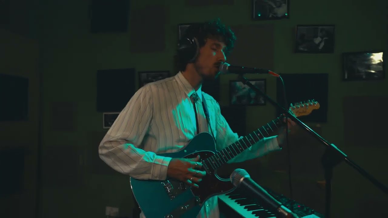 Sol Paradise - Earth (Live Session)