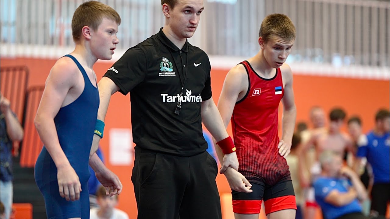 U17 Denis Rozkov (EST) vs Tanel Toropkin (EST) 51kg. Greco-roman boys youth wrestling.