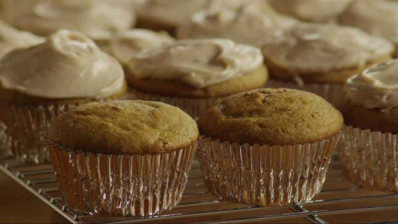 How to Make Pumpkin Spice Cupcakes | Allrecipes.com