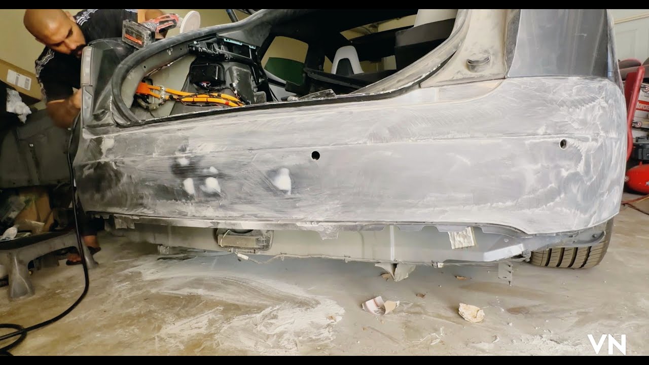 واخيرا صلحت حادث التيسلا وصارت عدلة الجزء. (6)  Finally I fixed the Tesla Accident