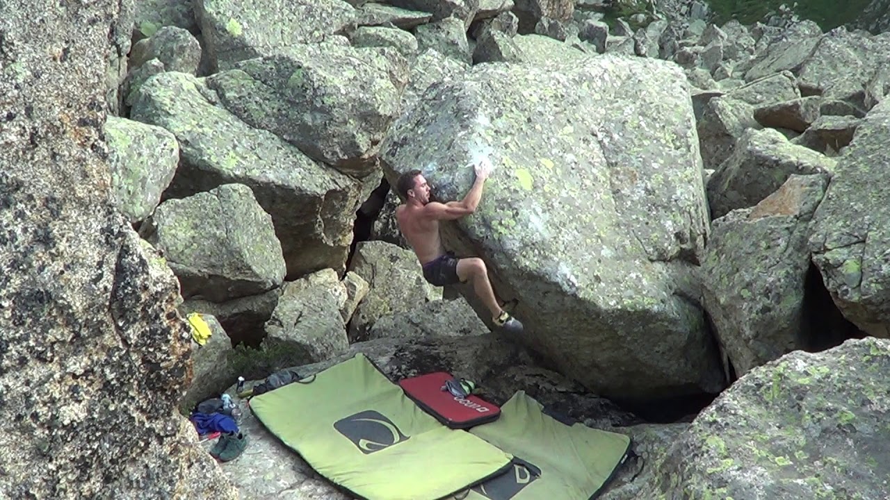 BOULDER PAS DE LA CASA VOL  4 (ANDORRA)