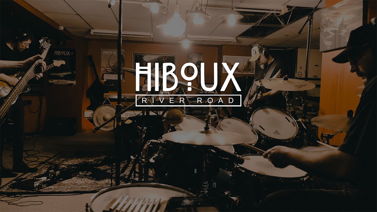 Hiboux - River Road