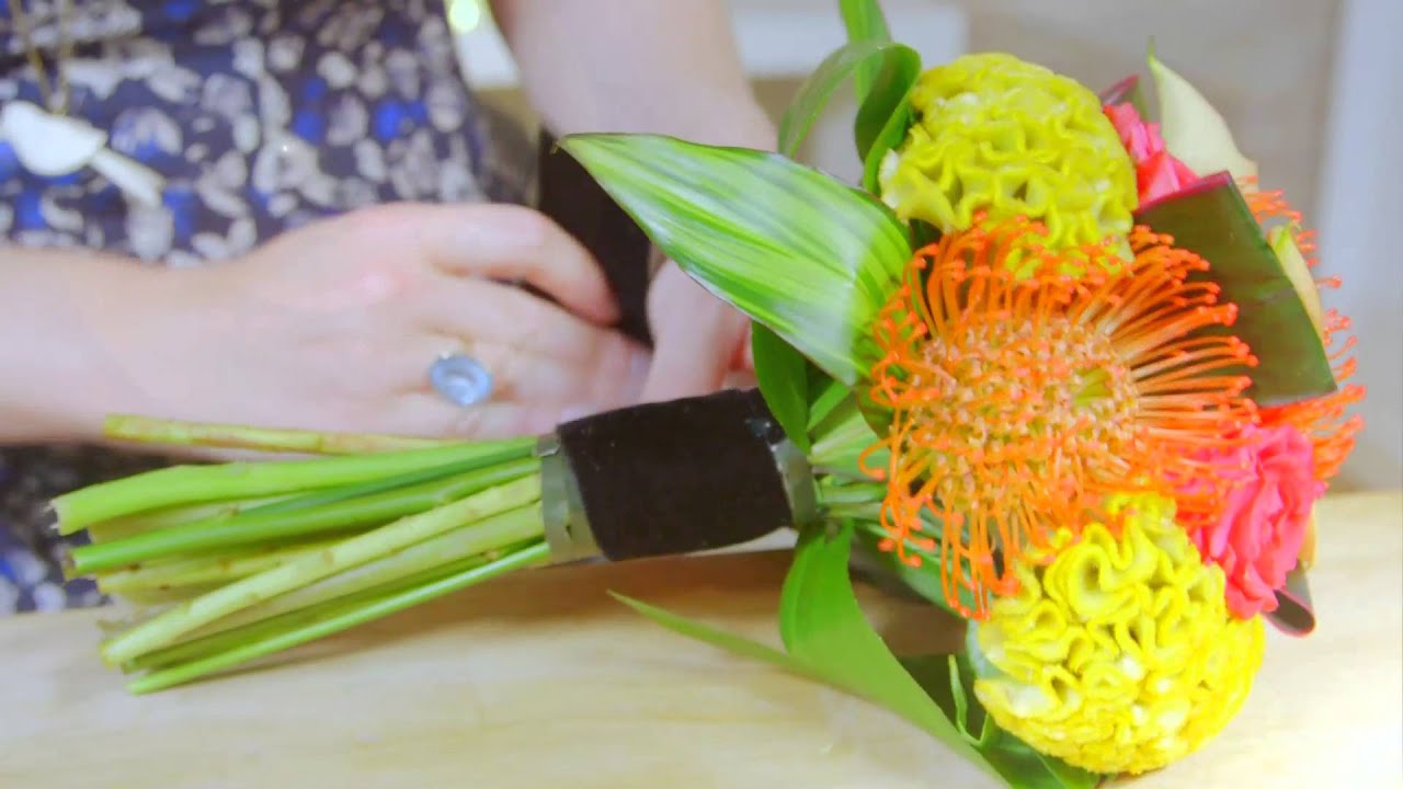 3 Bridal Bouquet Ideas | Bridal Blossom S1E1/8