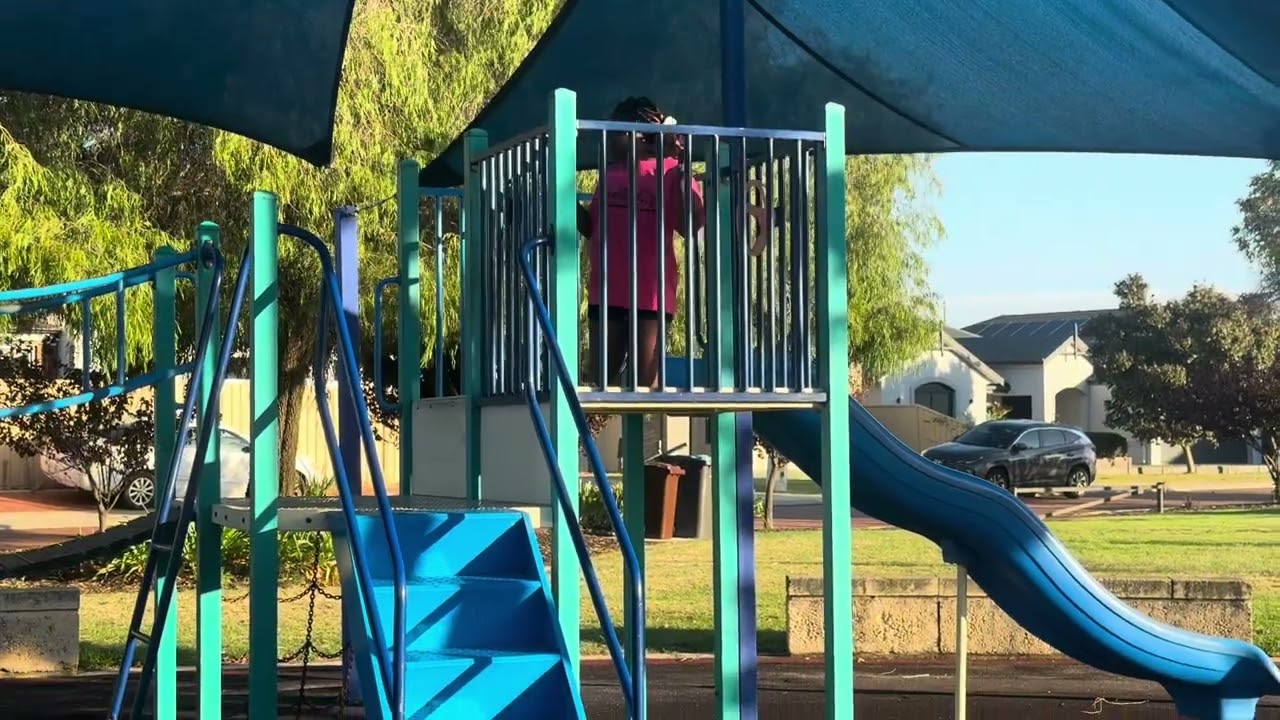 She ran away… #viralvideo
