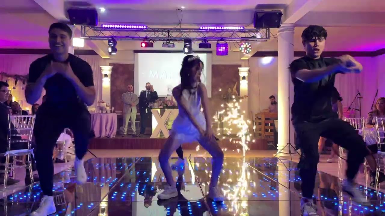 DINÁMITA PURA 🧨ESTA PRECIOSA QUINCEAÑERA🤯😱 SI LUCIO MÁS// QUE SUS DAMAS COMO DEBE SER🥳MEGAMIX😎