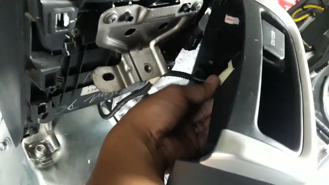 How To Remove Center Console of Toyota Fortuner