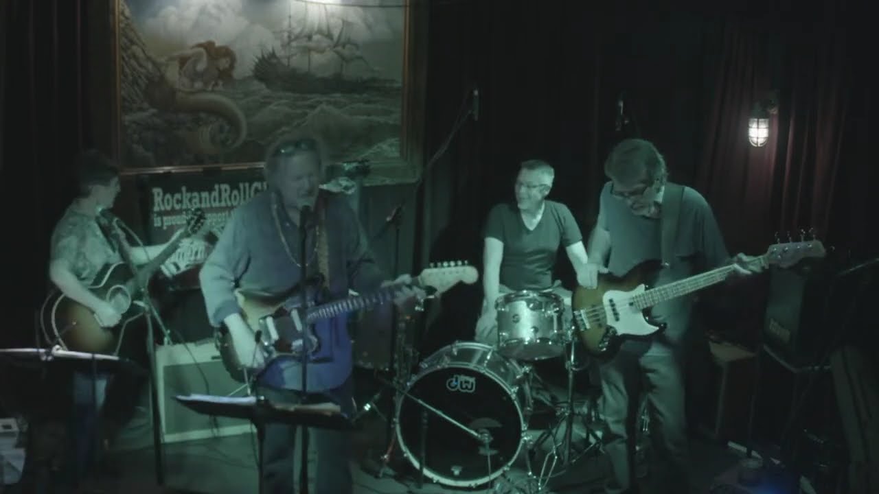 Andras Jones live at the Redwood Bar
