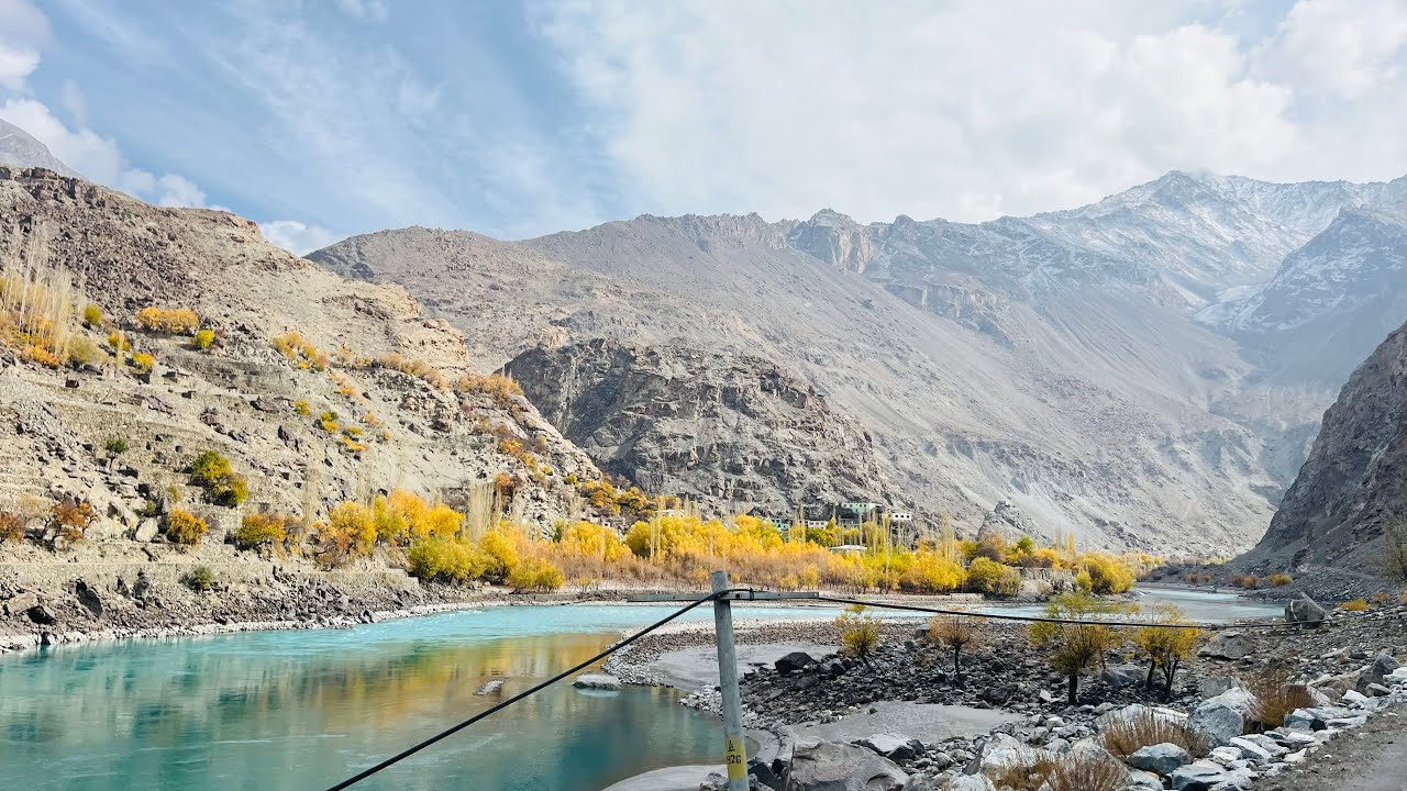 Pari village famous for Saspolo 🍎 #gilgitbaltistan #pakistan #mountains