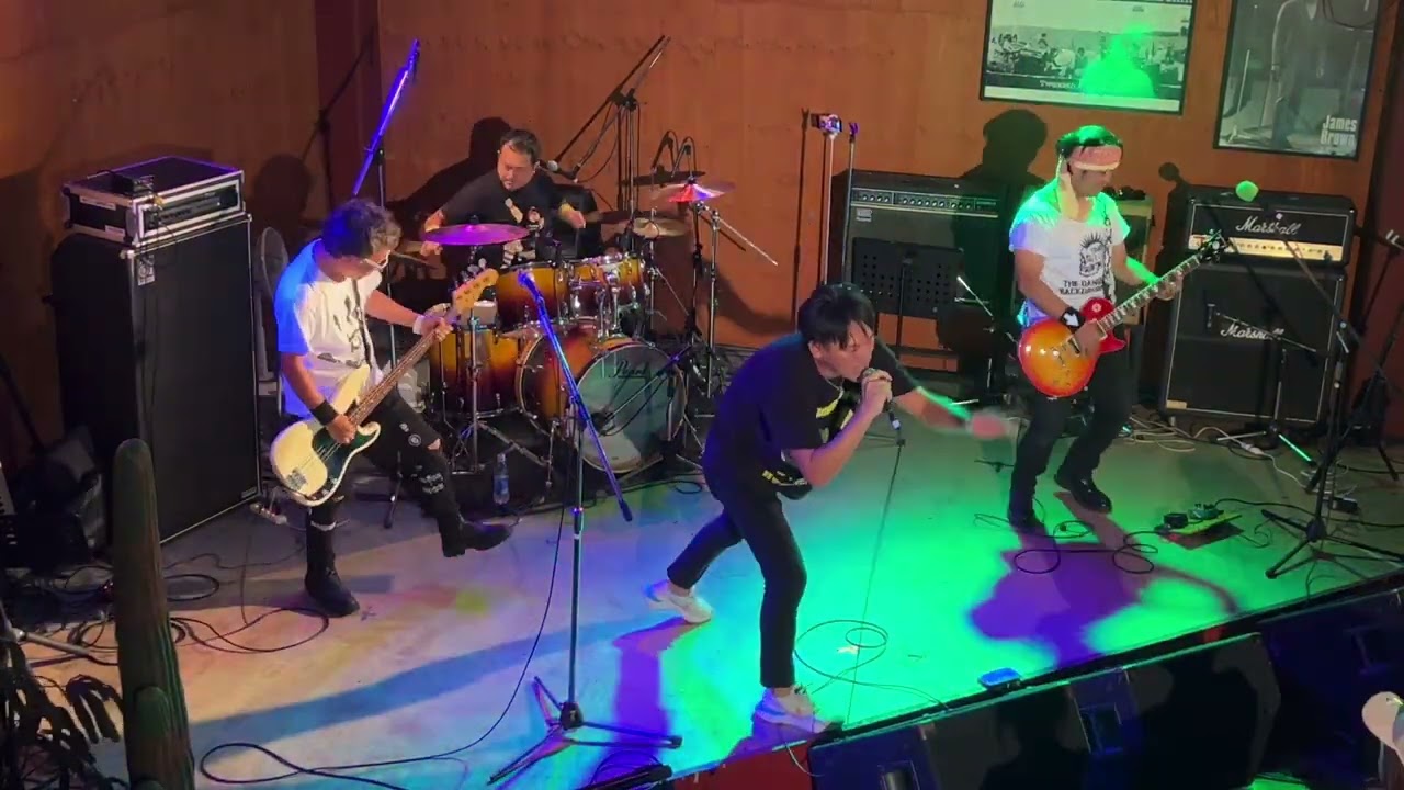 ブルーハーツコピーバンドTHE DANGEROUS BACKDROP BOMBS  / 2023.8.27@JB HALL