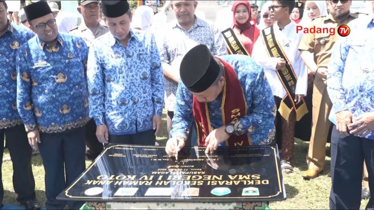 Sekolah Hebat - SMA Negeri 1 IV Koto