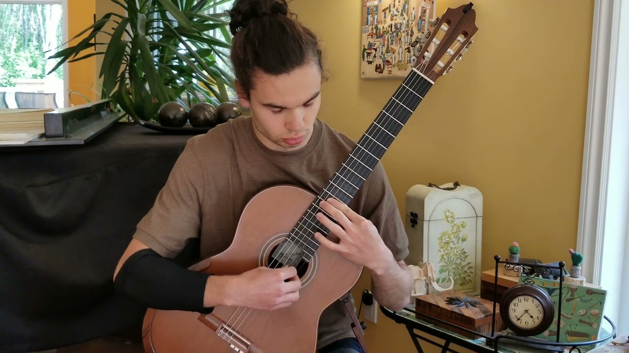 Sebastian Robles plays Albeniz - Almeria (tr. Riba)