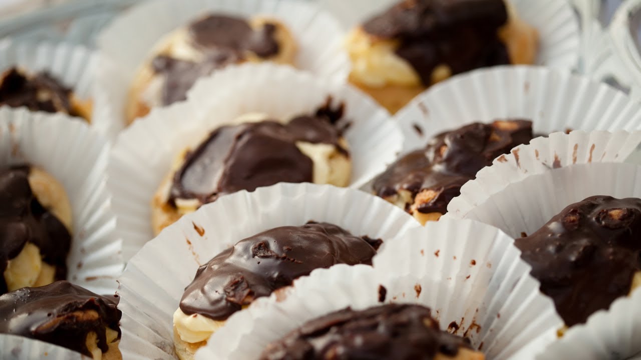 Best Eclairs From Scratch Recipe: Full Step-By-Step Tutorial (THE BEST EVER, SERIOUSLY!)