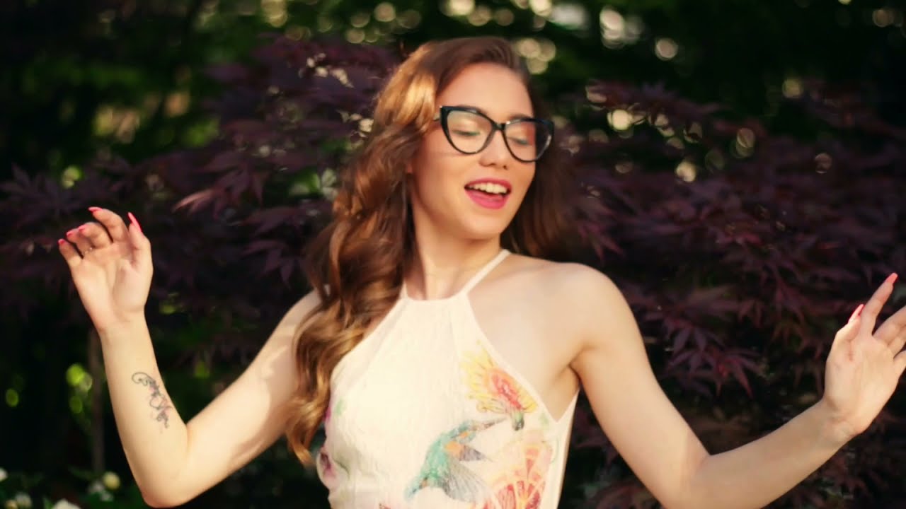 Hana Džurbanová - Kamav Tut
