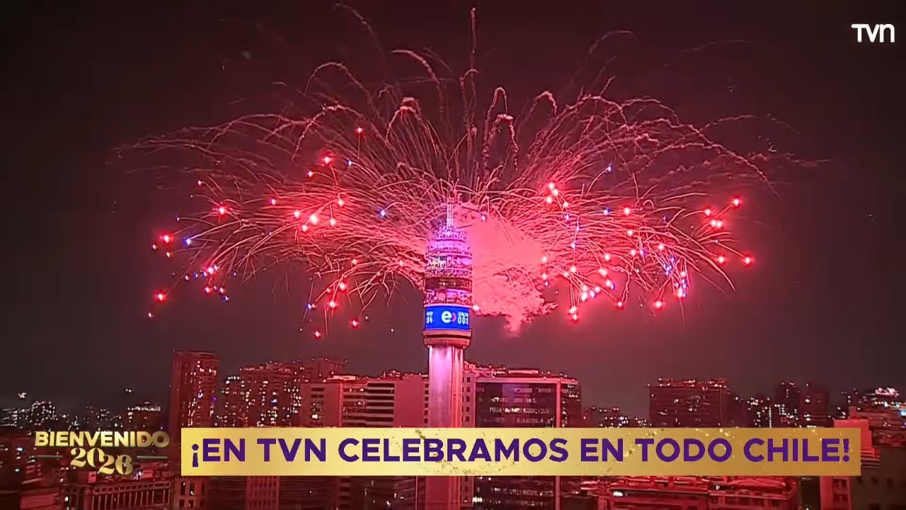 ¡Bienvenido 2026!: Revive los fuegos artificiales en distintos sectores del país | 24 Horas