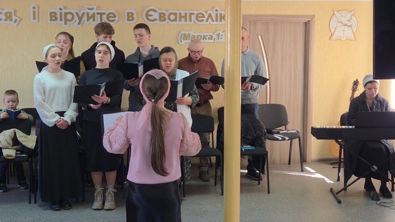 Я просто людина, я посуд із глини