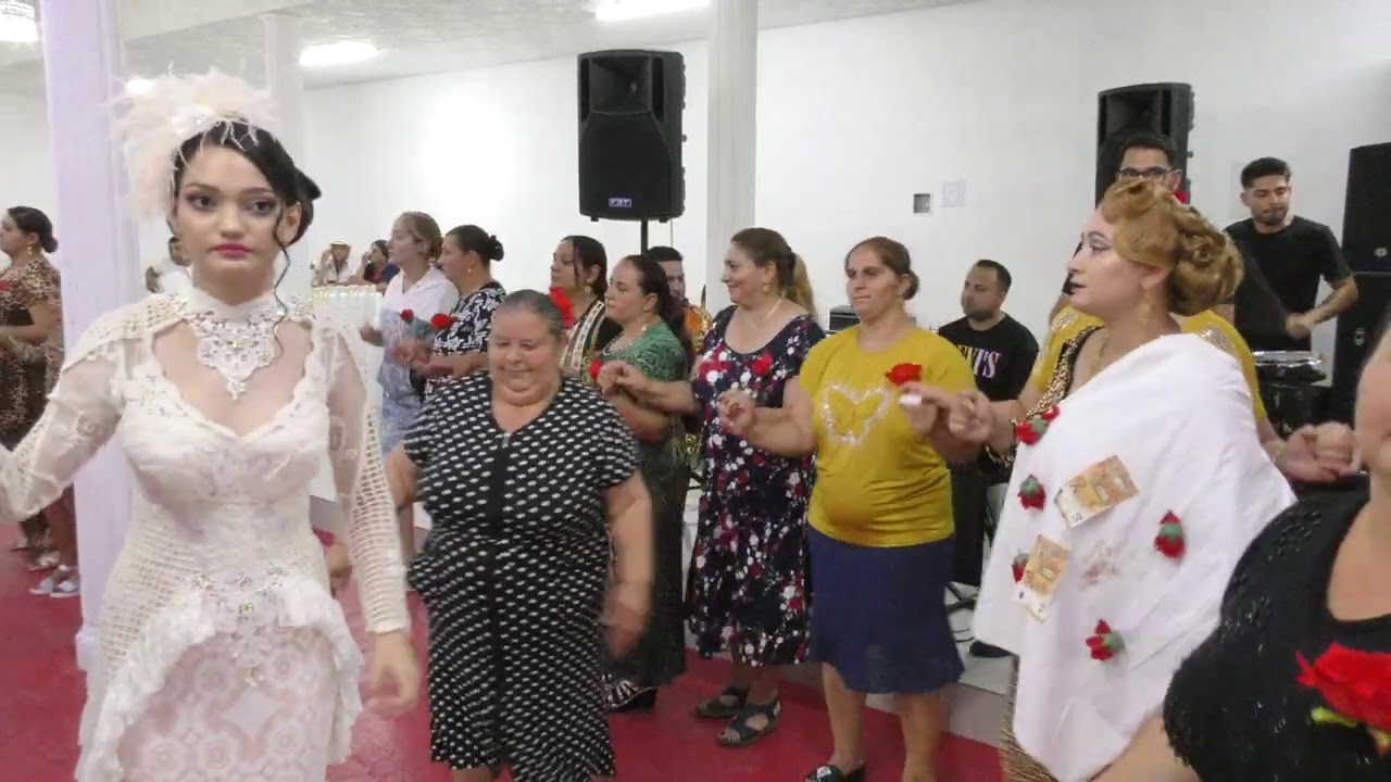 logodna 19 aug  LARI SI ALEXANDRA OLTENITA