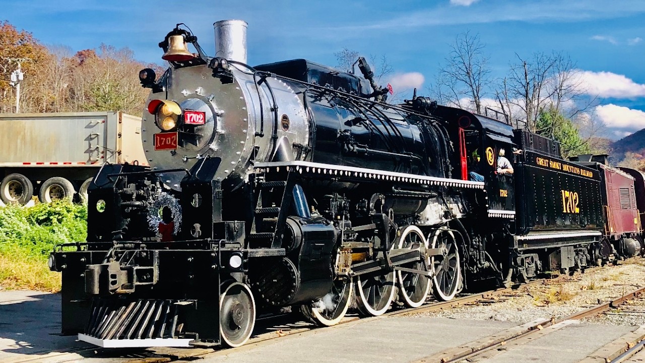 Great Smoky Mountains Railroad: #1702 Tuckasegee River 11-7/15-2025