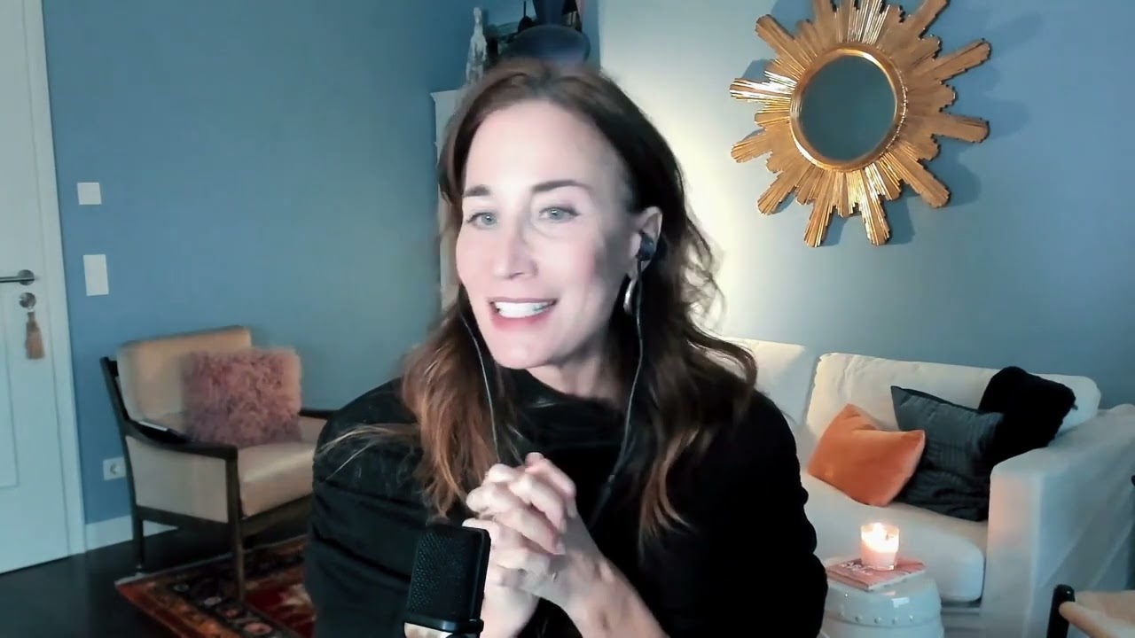 How to Get Superfans, A Conversation with Branding and PR Coach, Diane Foy