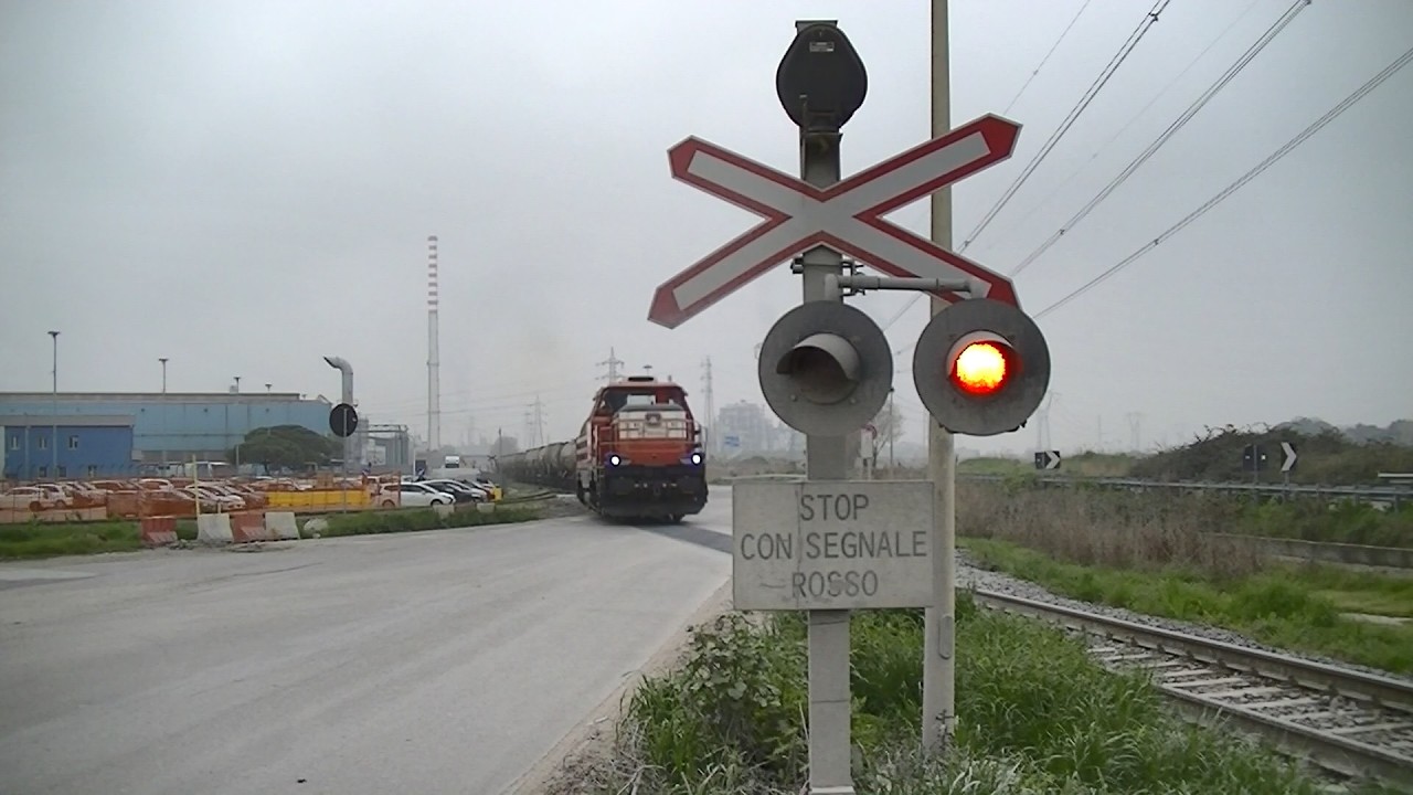 Spoorwegovergang Ravenna (I) // Railroad crossing // Passaggio a livello