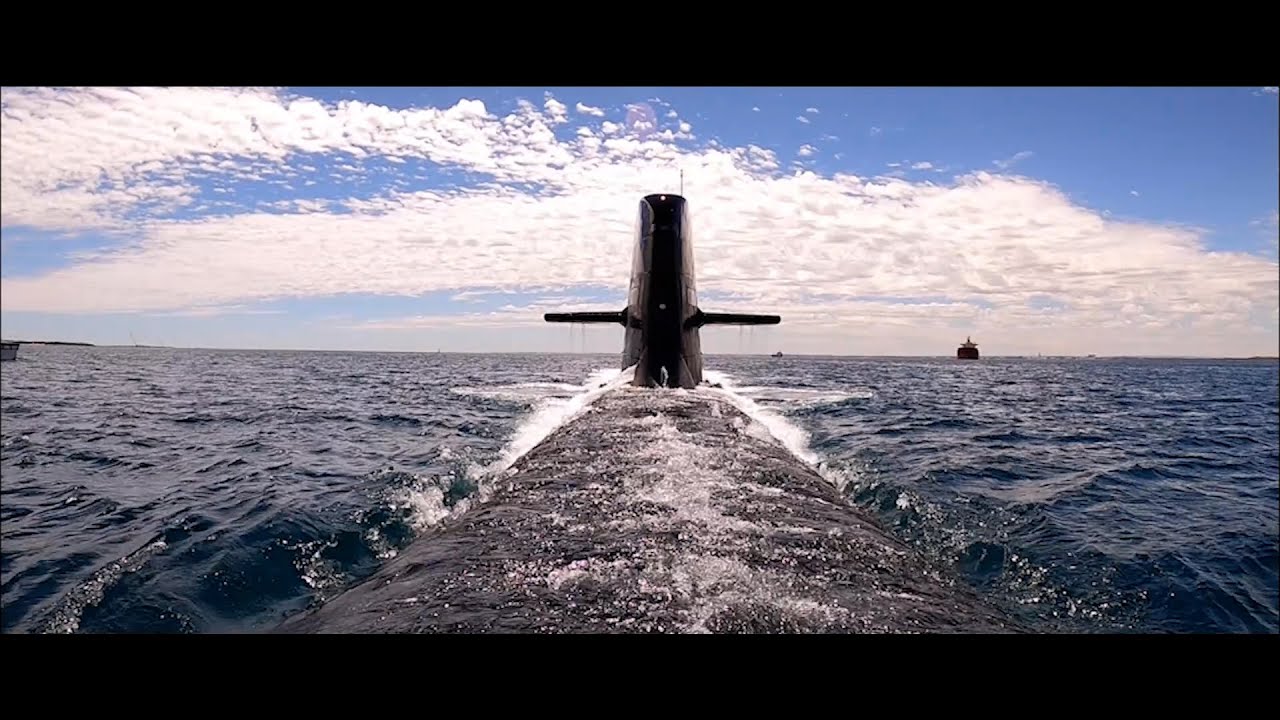 Behind the Scenes with HMAS Dechaineux