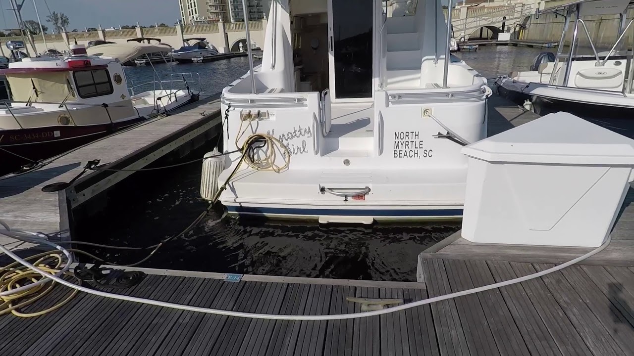 1996 Mainship 31’ Sedan Bridge for sale