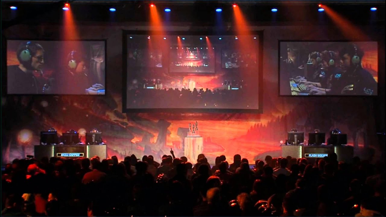 Blizzcon 2013 - Conan O'Brien Clueless Commentator - World Gaming Champion