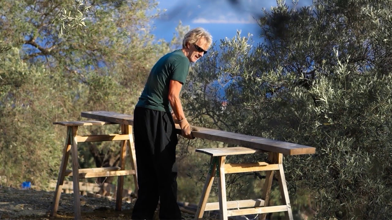Start building an Off-Grid Tiny Home