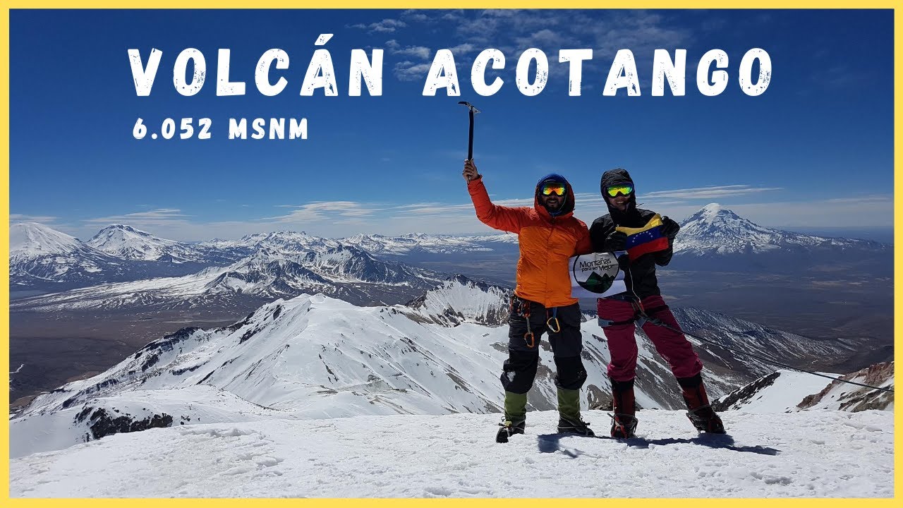 Volcán Acotango 6.052 msnm. Nuestra primera montaña en Bolivia.