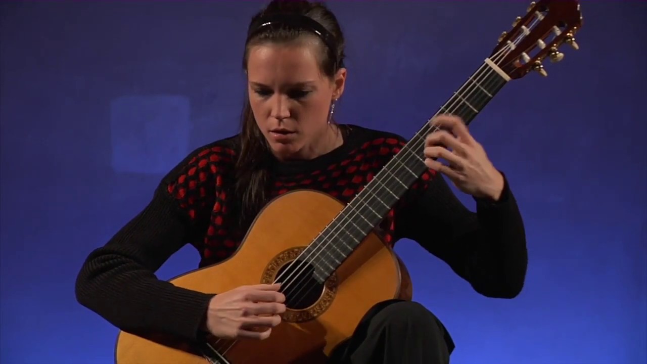 Giulia Ballaré plays Joaquin Turina: Fantasia Sevillana