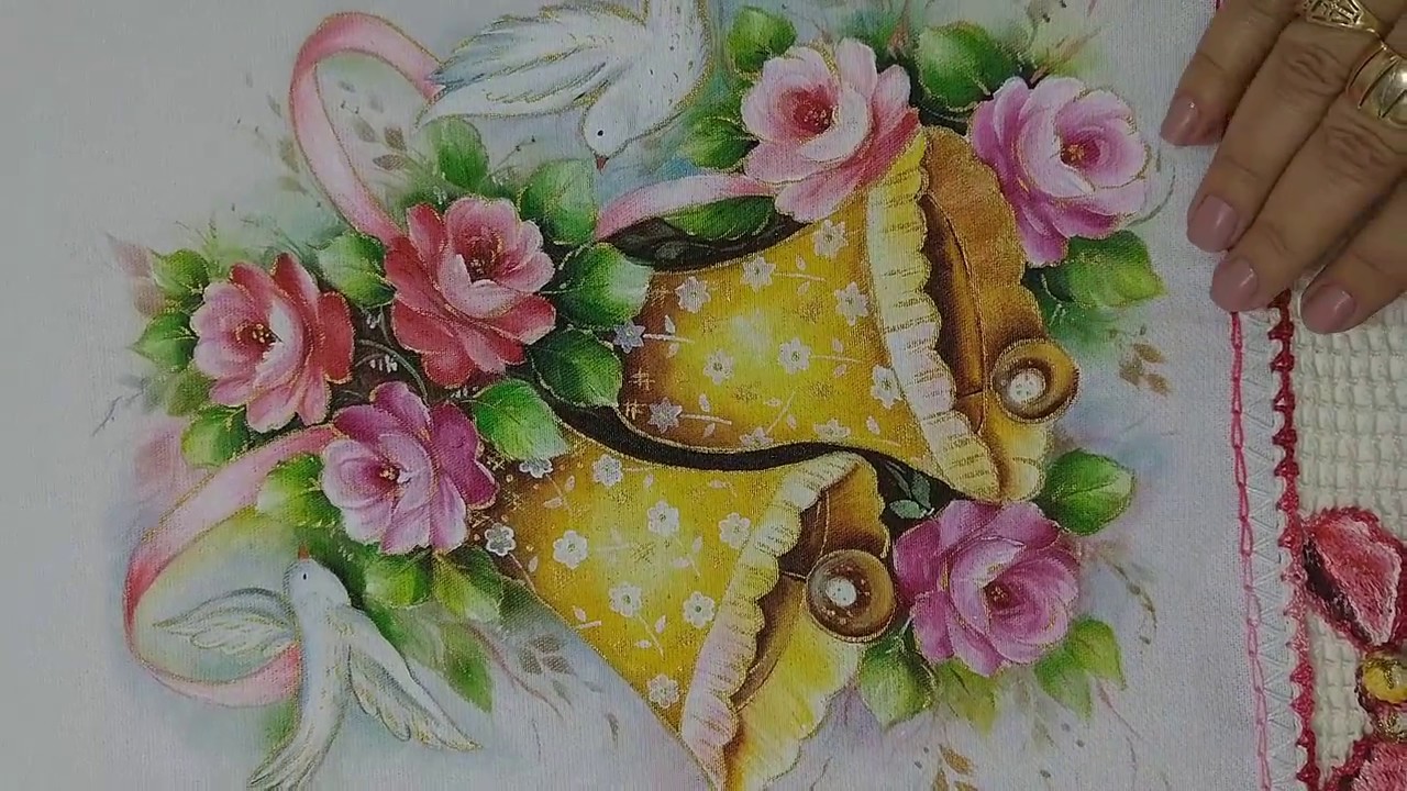 Pintura em Tecido. Aprenda Pintar Arranjo de Natal com Sinos Dourados
