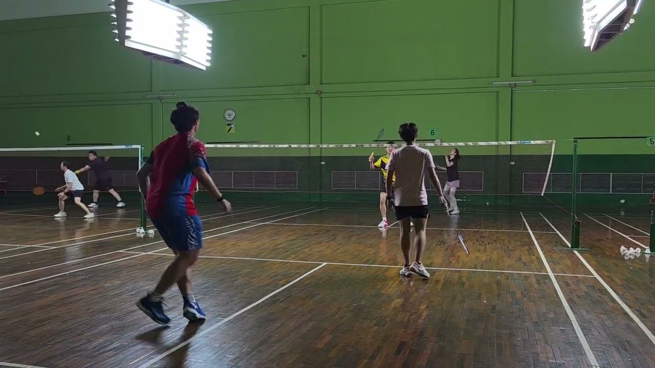 กุ้ง + อาม // บื้ก + บอล #badminton #กุ๊งกิ๊งชวนตีแบด #bad 