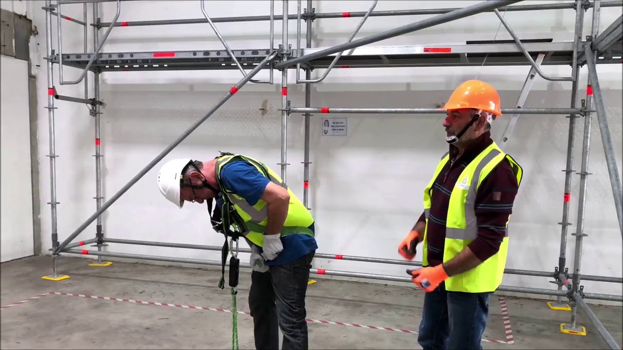 FORMATION MONTAGE DES ECHAFAUDAGE DE PIED R408 TrouvezVotreFormation.com