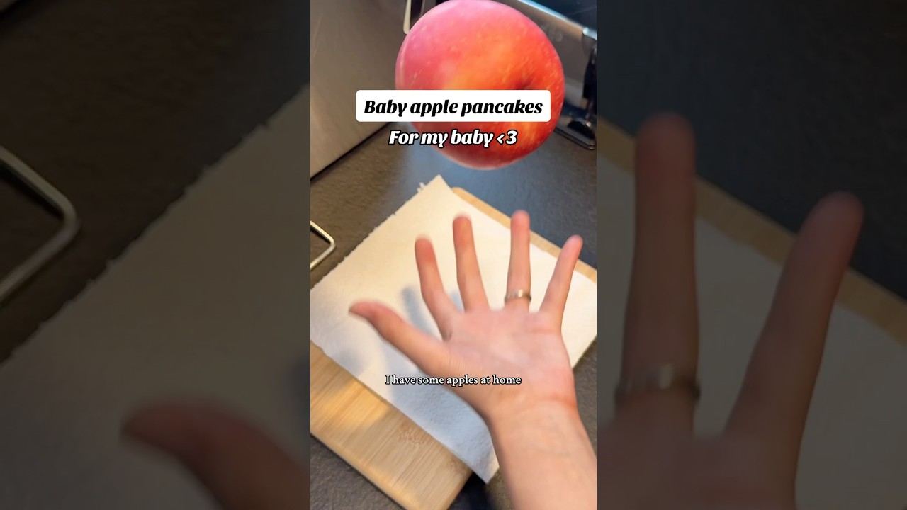 Give this apple pancake a try for ur baby🥰 #babyrecipes #toddlerrecipes #babyfoodrecipe