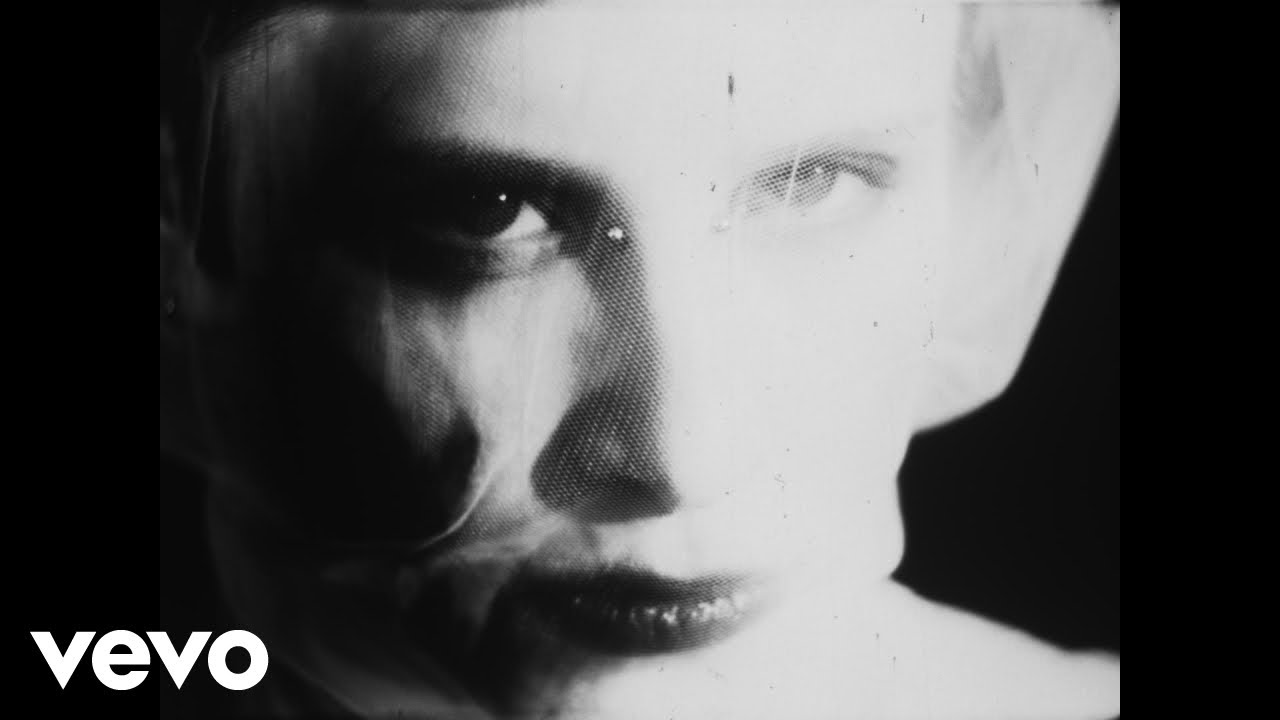 Daffo - Absence Makes the Heart Grow (Official Music Video)