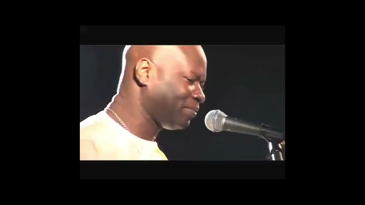 Omar Pene et le Super Diamono-Rose(Live)