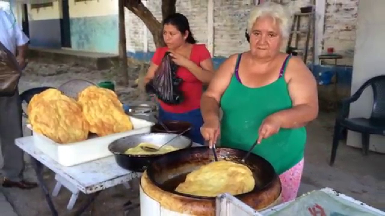 Como se preparan las Hojuelas, Día de los Muertos,  el salvador