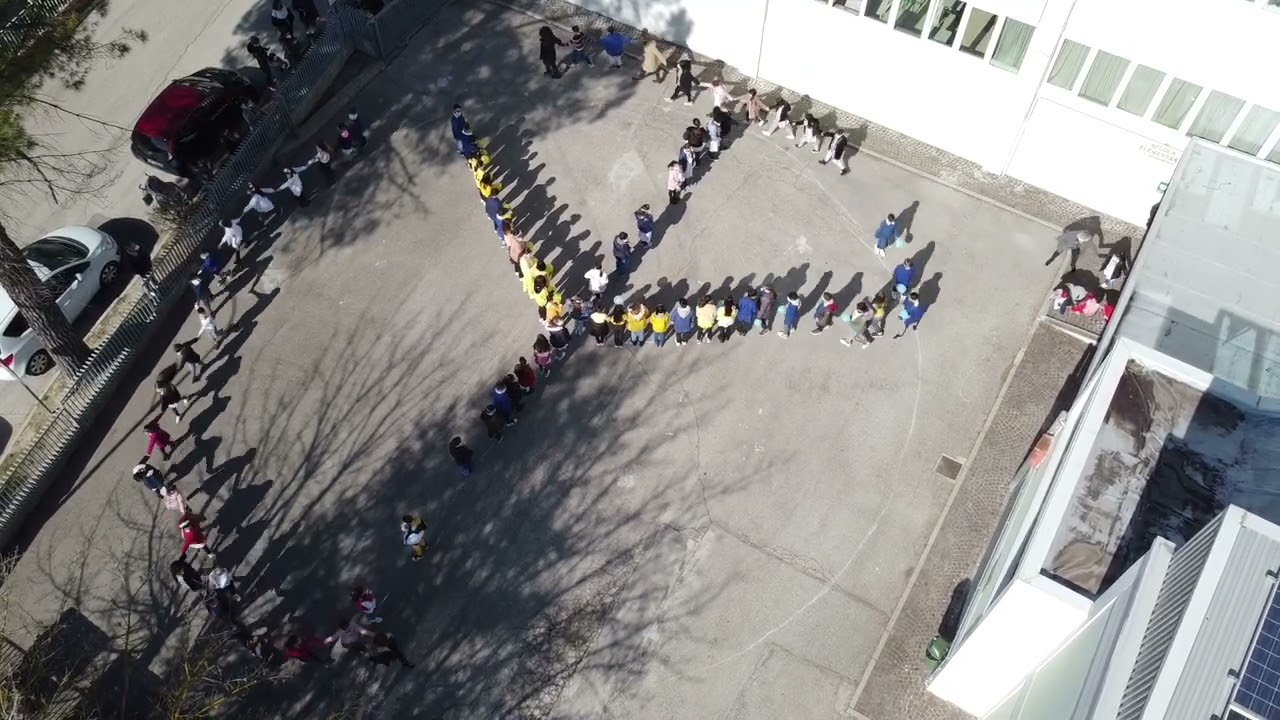 Flash Mob per la Pace - Scuola Primaria Gallo