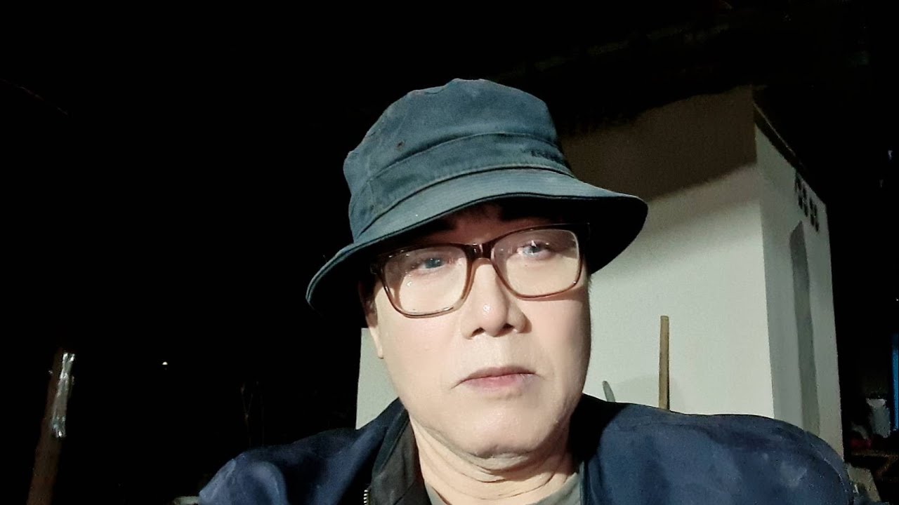 ขว้างงูไม่พ้นคอตัวเอง