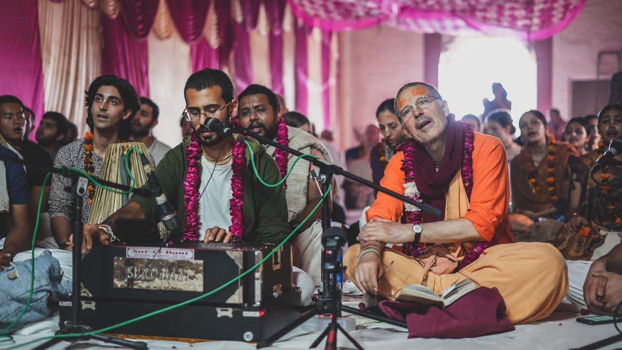 Gaur Krsna - Mama Mana Mandire at Haridev, Mansi Ganga Govardhan Kartik 2023