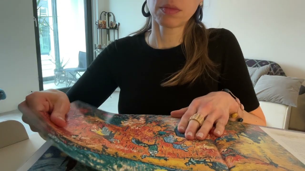 ASMR Page Turning & Squeezing 🧑‍🎨 Vincent Van Gogh 🖼️