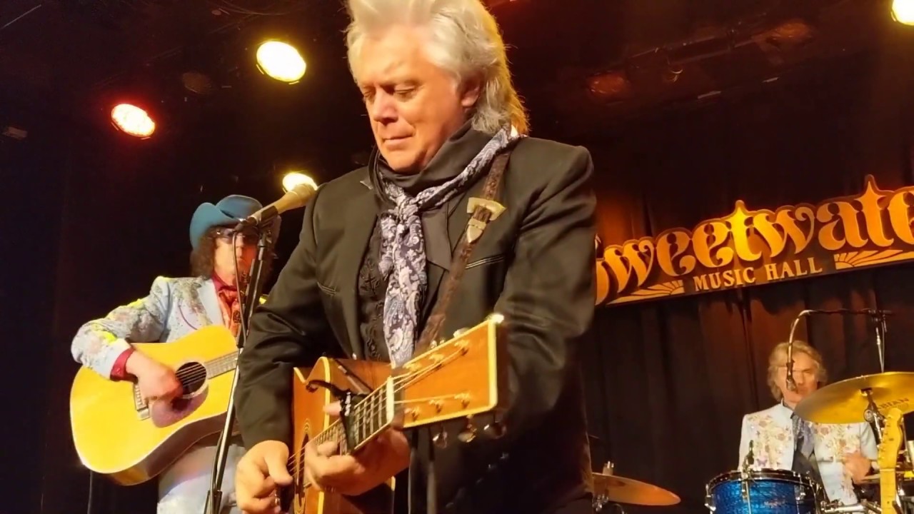 Marty Stuart sings 