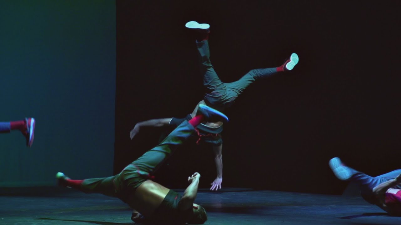 Red Bull Flying Bach Tour 2013 Kazakhstan Story clip