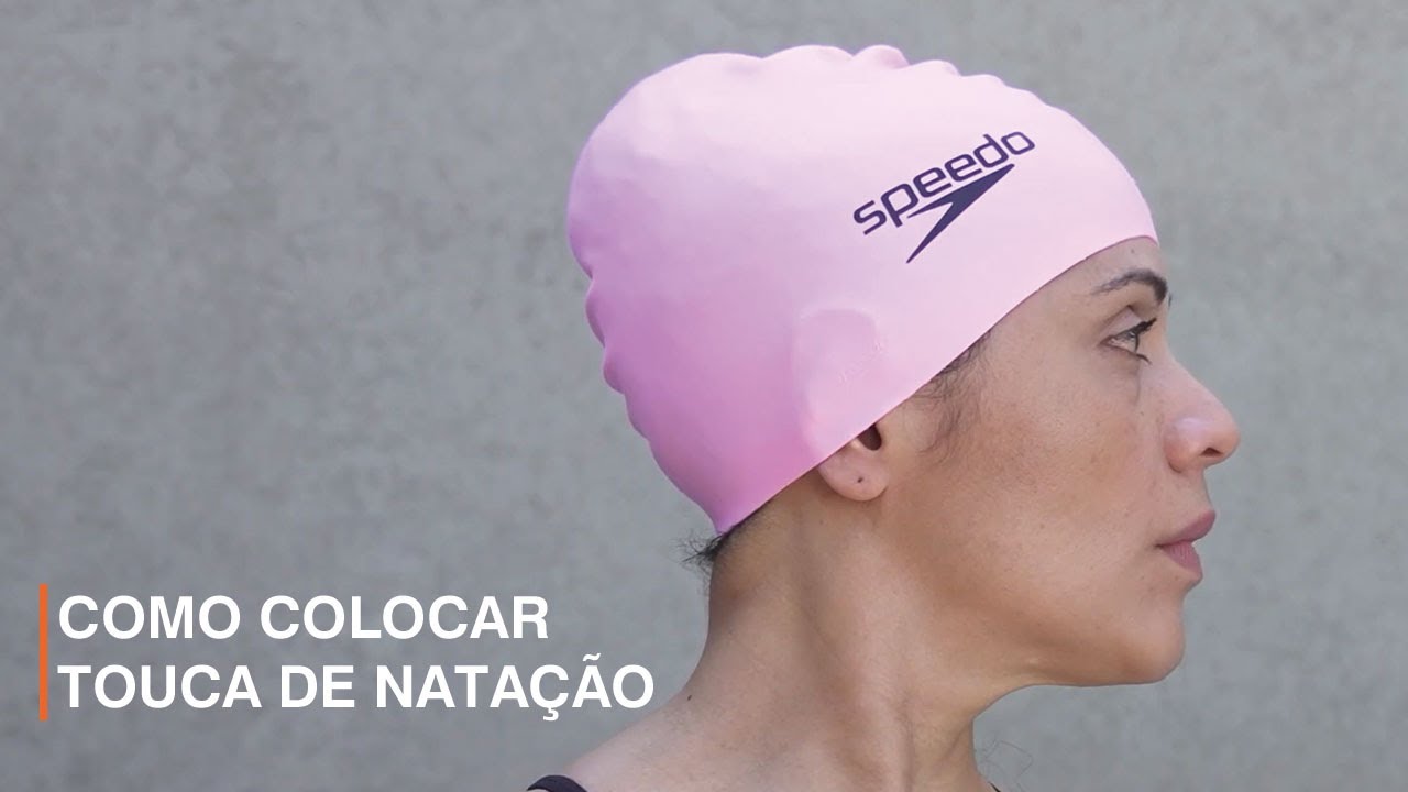 Como colocar touca de natação corretamente