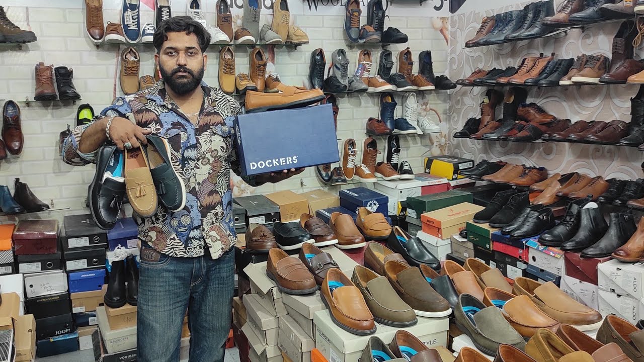 All branded export surplus leather shoes 100% original only on A.S shoe mart ( Rampur )