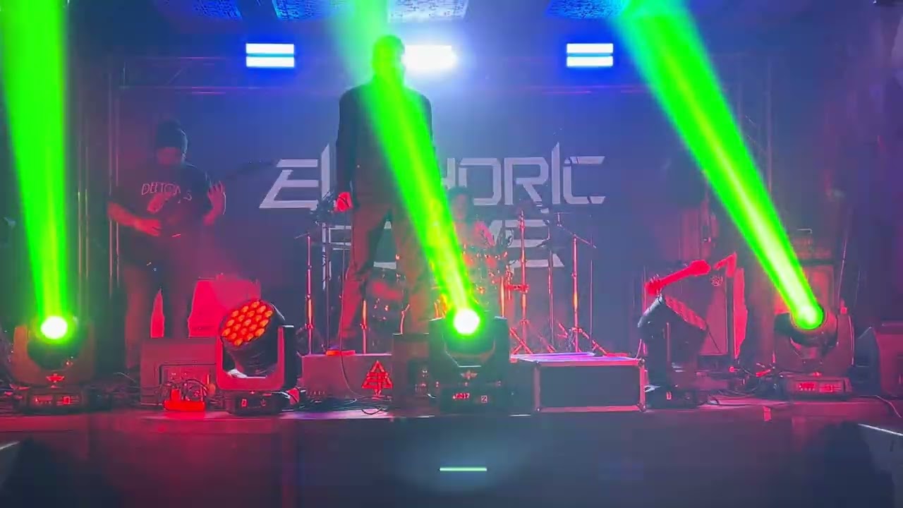 Euphoric Forms - Silent(en vivo) Nov 22, 2025 @ Tijuana Rock Bar (Tijuana, Mexico)
