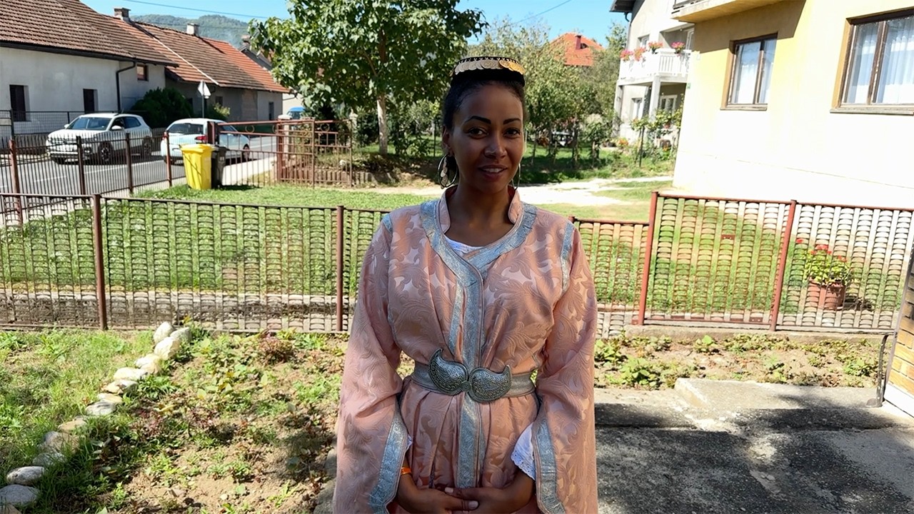 KENIJKA U BOSNI - JA GOVORIM BOSANSKI JEZIK