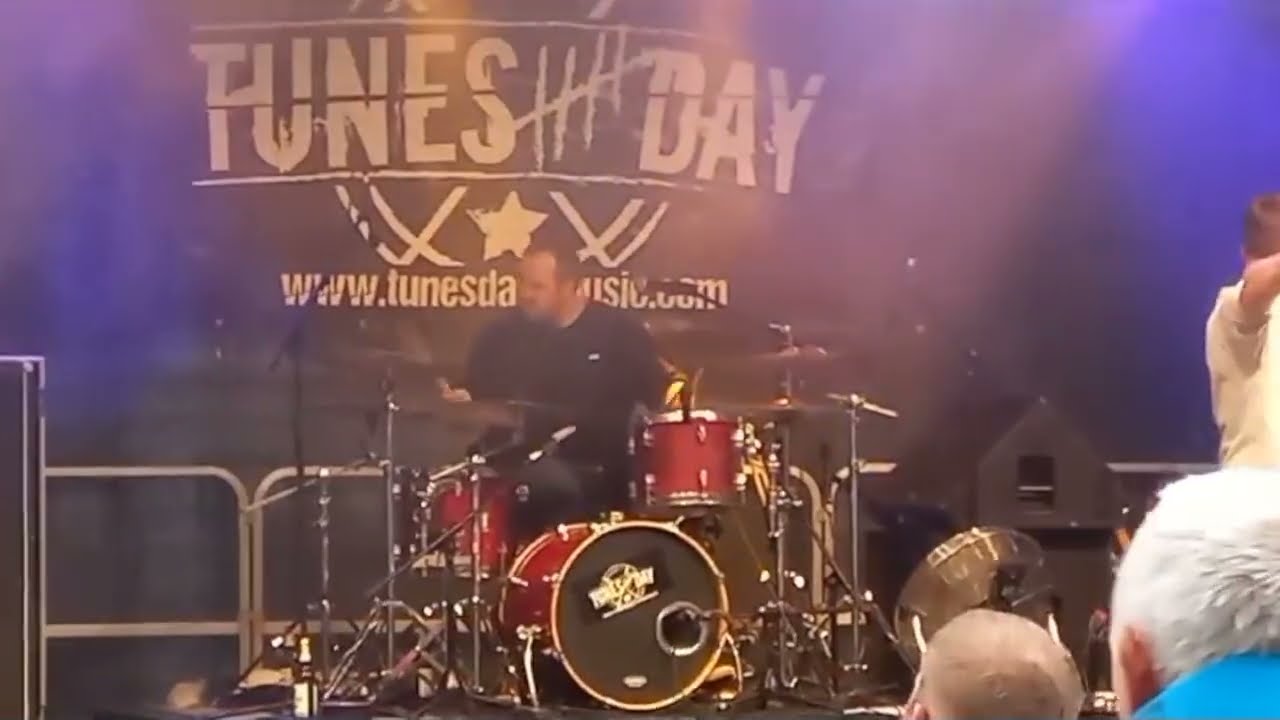 Tunesday - Waiting for a song, live Zissel 2023