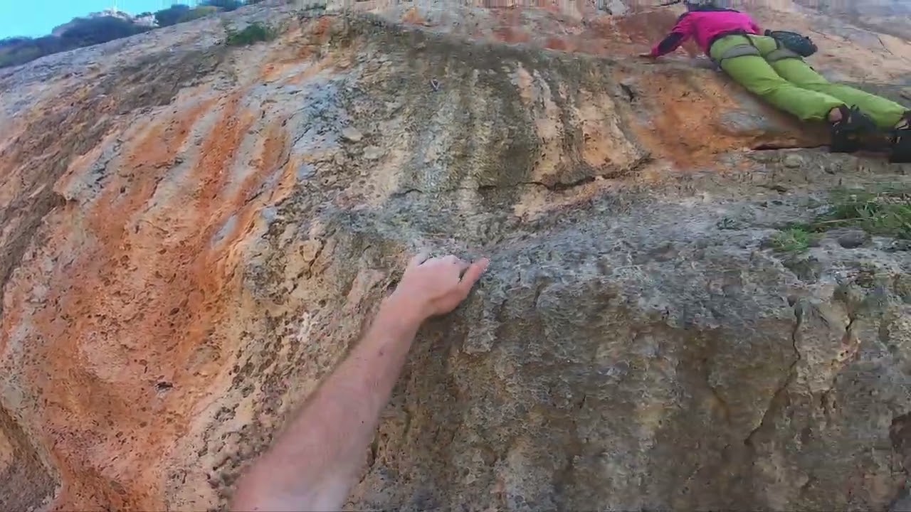 Kalymnos climbing, Sector Arginonta Valley, Route Ad Hoc 6b (7 UIAA)