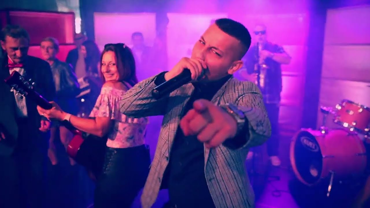 GALAMBOSS - BUXASZ&Aacute;J&Uacute;  /Official 4K Videoclip/