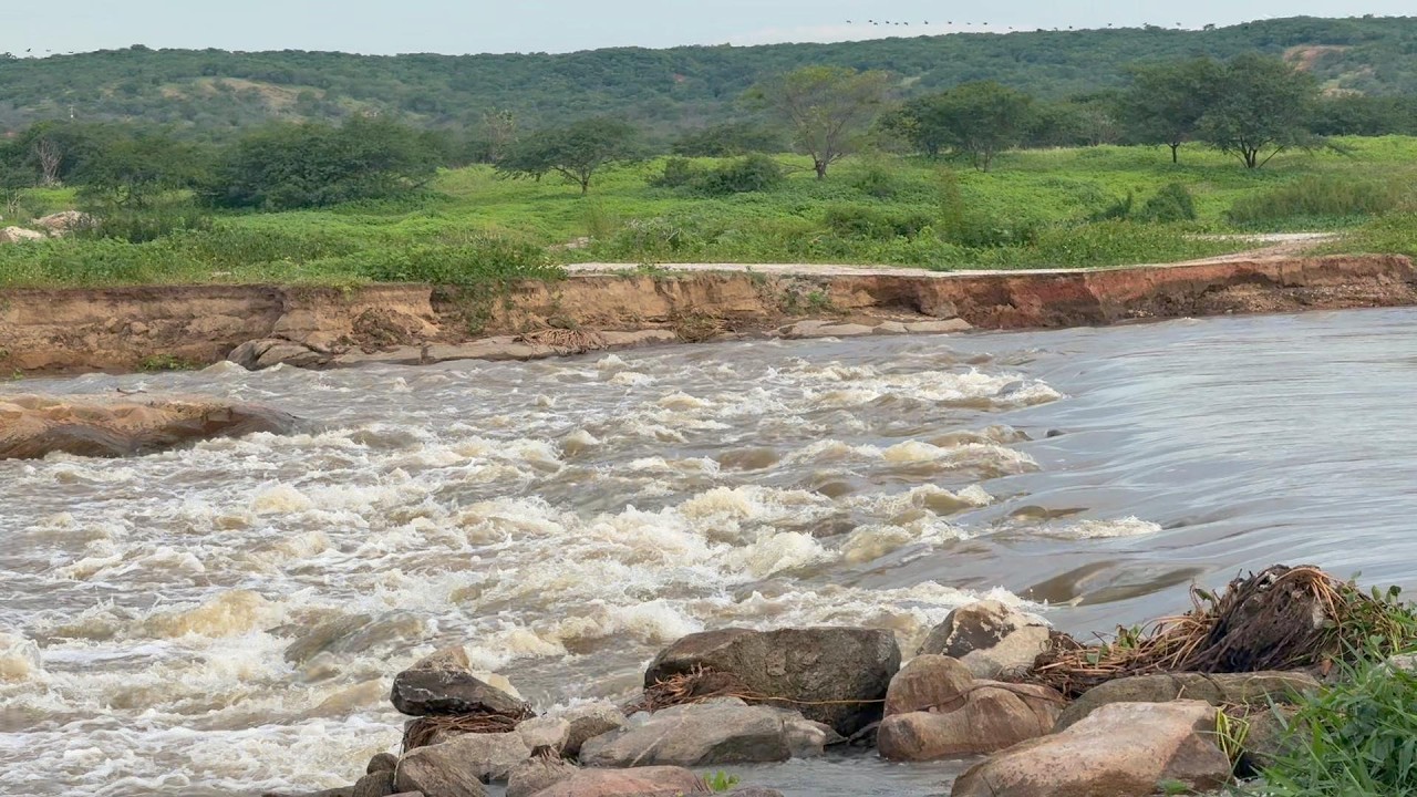 CHEGADA DAS ÁGUAS AÇUDE CASTANHÃO HOJE 15/03/2026 ALAGAMAR CEARÁ